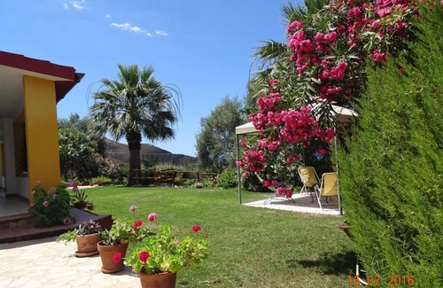 Solanas House | 85 m² House ∙ 2 bedrooms ∙ 4 guests