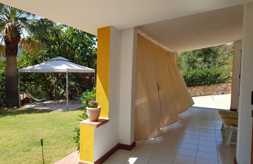 Solanas House | 85 m² House ∙ 2 bedrooms ∙ 4 guests