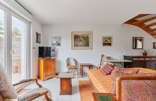 Ifs House | 85 m² House ∙ 3 bedrooms ∙ 5 guests