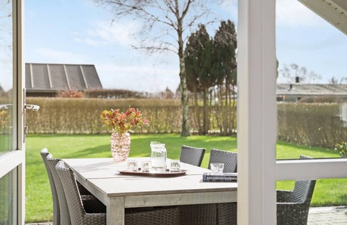 Flovt Strand House | 86 m² House ∙ 3 bedrooms ∙ 6 guests