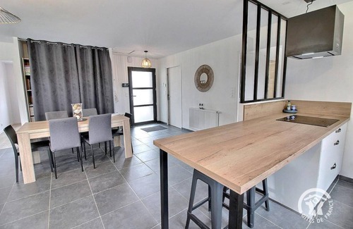 Plerin House | 87 m² Gîte ∙ 3 bedrooms ∙ 6 guests