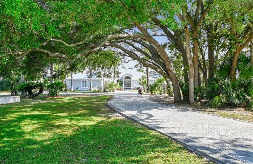 Thomas Drive House | 8753 N, Lagoon Dr, - Waterside Oaks on Grand Lagoon home