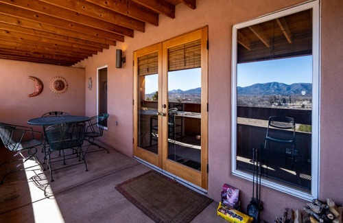 Santa Fe Condo | 88 m² Condo ∙ 2 bedrooms ∙ 4 guests