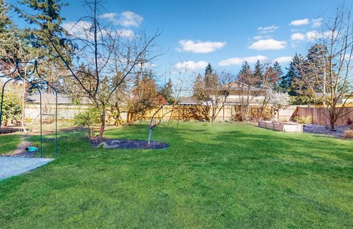 Federal Way House | 88 m² House ∙ 2 bedrooms ∙ 4 guests