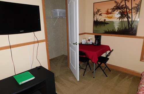 Seminole House | 8min from beach,MasterSuite w/bath + own entrance