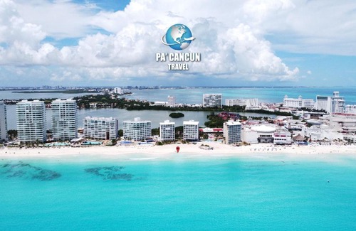 Punta Cancun Apartment | 8th Floor Caribbean Beach View Studio