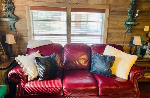 Bandera House | 8th St. Cowboy Haus I Biker Friendly I River