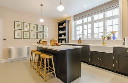 Westgate-on-Sea Cottage | 9 bedroom accommodation in Westgate On Sea, near Margate