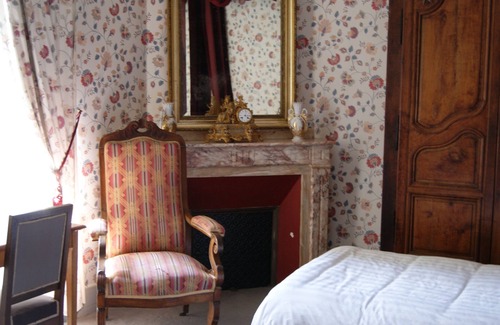 Montjoie-en-Couserans Other | 9 bedrooms with bathroom and toilet for 23 people, large swimming pool, river, terrace.