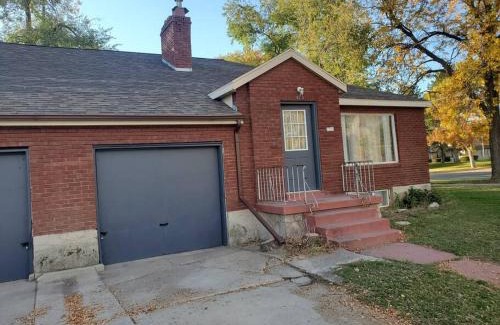 Fairpark Apartment | 9 beds 3ba close to Downtown SLC, Gigabit Wi-Fi