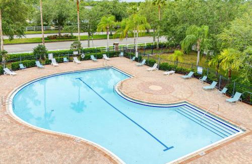 Riverview House | 9 Mi to Apollo Beach Riverview Getaway!