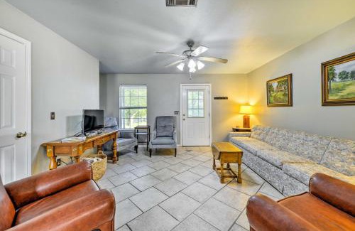 Moody House | 9 Mi to Belton Lake Home with Fire Pit and Patio