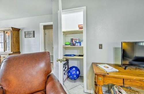 Moody House | 9 Mi to Belton Lake Home with Fire Pit and Patio