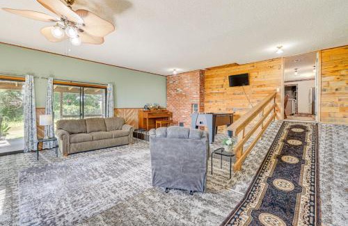 Maysville House | 9 Mi to Grove Home with Fire Pit in Southwest City