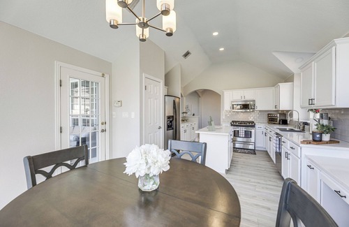 Pflugerville House | 9 Mi to The Domain: Spacious Pflugerville Haven!