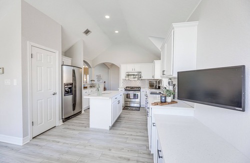Pflugerville House | 9 Mi to The Domain: Spacious Pflugerville Haven!
