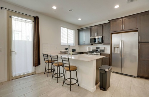 Estrella Village Apartment | 9 Mi to Westgate: WFH-Friendly Apt in Tolleson!