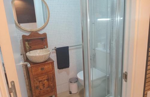 Les Roquetes Apartment | 9 Private rooms