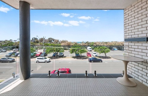 Maroochydore Apartment | 9 Seabelle – Opposite the beach in Cotton Tree