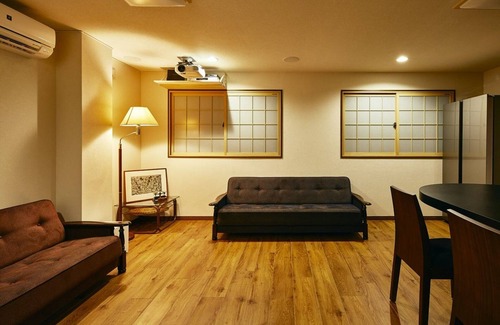 Shinjuku House | 90 Entire house for rent MUSASHI Condo Yotsuya /Shinjuku-ku Tokyo