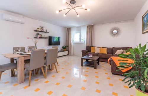Donje Rastane Apartment | 90 m² Apartment ∙ 2 bedrooms ∙ 6 guests