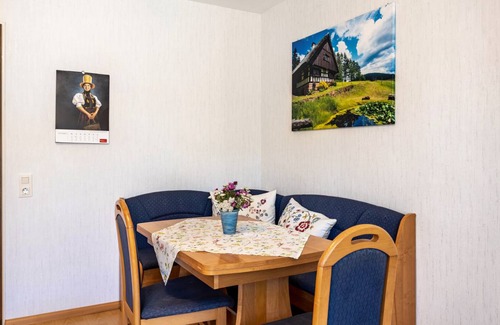 Am Bach Apartment | 90 m² Apartment ∙ 2 bedrooms ∙ 5 guests