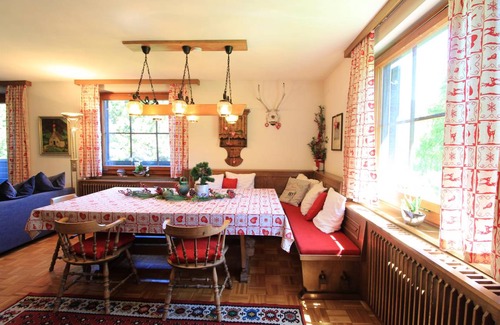 Bad Kleinkirchheim Cabin | 90 m² Cabin ∙ 4 bedrooms ∙ 8 guests