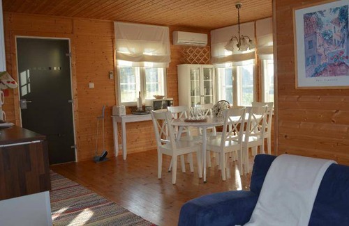 Raseborg Ski Chalet | 90 m² Chalet ∙ 2 bedrooms ∙ 10 guests