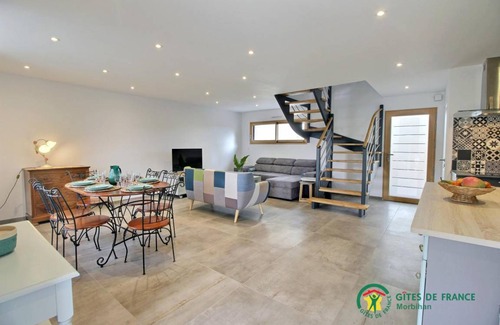 Ploeren House | 90 m² Gîte ∙ 3 bedrooms ∙ 6 guests