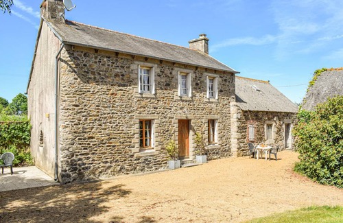 Quemper-Guezennec House | 90 m² House ∙ 2 bedrooms ∙ 4 guests