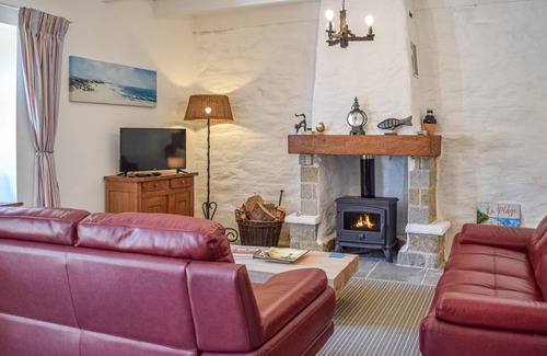Quemper-Guezennec House | 90 m² House ∙ 2 bedrooms ∙ 4 guests