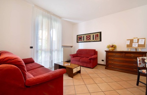 Osio Sotto House | 90 m² House ∙ 2 bedrooms ∙ 6 guests