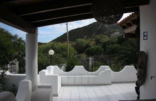 Vulcanello House | 90 m² House ∙ 2 bedrooms ∙ 4 guests