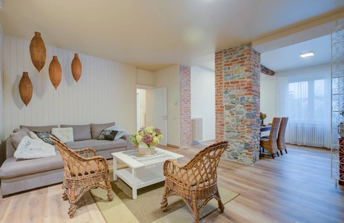 Gavirate House | 90 m² House ∙ 2 bedrooms ∙ 4 guests