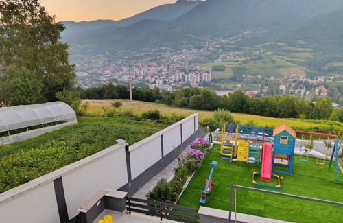 Travnik House | 90 m² House ∙ 2 bedrooms ∙ 8 guests