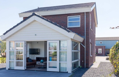 Oude-Tonge House | 90 m² House ∙ 3 bedrooms ∙ 6 guests