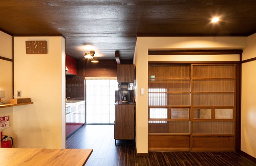 Minami House | 90 spare meter wide space ■ semi double bed■ 65 inch large internet television