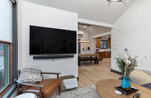 Downtown Park City House | 909 Snowy Cottage by SkyRun Park City