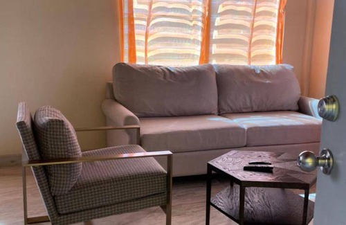 Saint John Parish Apartment | 920 m² Apartment ∙ 2 bedrooms ∙ 4 guests