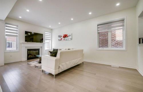 Halton Regional Municipality Villa | 922 Logan Drive