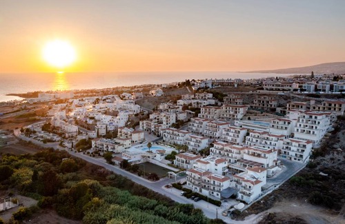 Chlorakas Apartment | 93 m² Apartment ∙ 3 bedrooms ∙ 6 guests