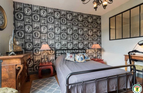 Gourdan-Polignan House | 93 m² Gîte ∙ 2 bedrooms ∙ 5 guests