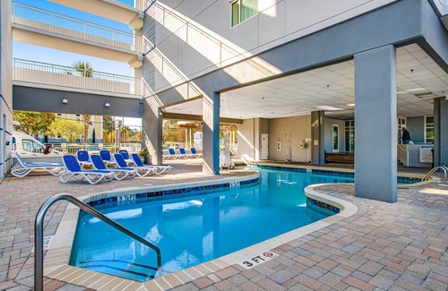 North Myrtle Beach Hotel | 93 m² Hotel ∙ 2 bedrooms ∙ 6 guests