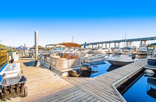 North Myrtle Beach Hotel | 93 m² Hotel ∙ 2 bedrooms ∙ 6 guests