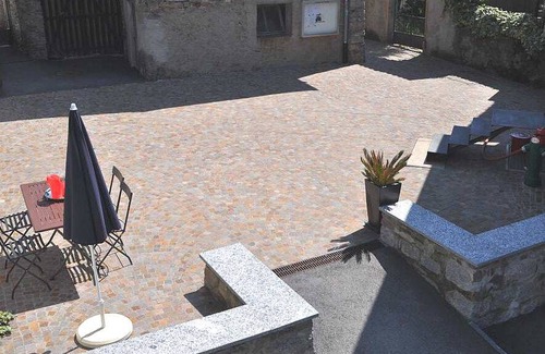 Vernate Apartment | 95 m² Apartment ∙ 2 bedrooms ∙ 4 guests