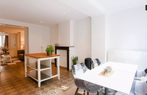 Plasky Apartment | 95 m² Apartment ∙ 2 bedrooms ∙ 5 guests