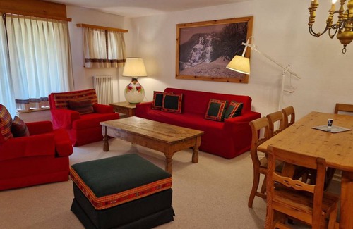 Silvaplana Apartment | 95 m² Apartment ∙ 2 bedrooms ∙ 6 guests
