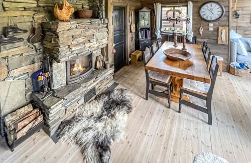 Ljosland House | 95 m² House ∙ 3 bedrooms ∙ 10 guests