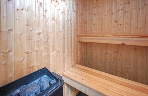 Flovt Strand House | 95 m² House ∙ 3 bedrooms ∙ 8 guests
