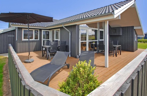 Flovt Strand House | 95 m² House ∙ 3 bedrooms ∙ 8 guests